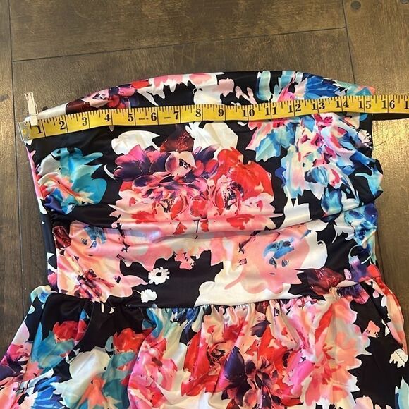 New Strapless Floral Bohemian Maxi Dress with Pockets - Picture 9 of 13